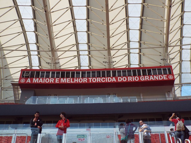 尤其是在攻 尤其是在攻